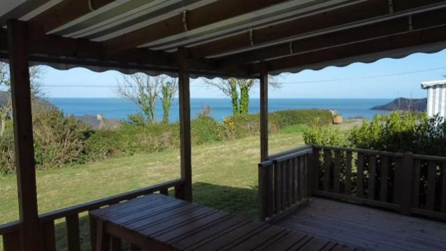 Bungalow Mer Azur. プルーア エクステリア 写真